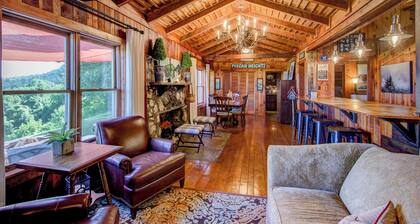 Pisgah Heights - Stunning high elevation views of the New River!