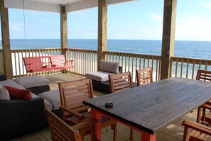 Outdoor dining - LA Lady | May 16th nightly opening for a quick trip (Dauphin Island)