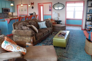 TV - LA Lady | May 16th nightly opening for a quick trip (Dauphin Island)