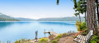 Inviting waterfront home with game room, mountain view & kayaks