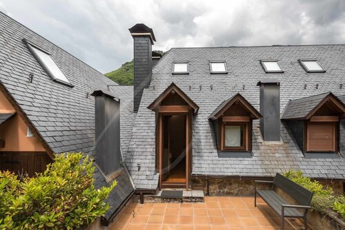 Casa Artiga de Lin by SeaMount Rentals