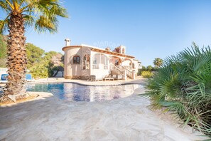 Uklassifisert bilde, 5 av 32, knapp