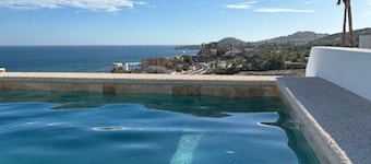 Private 3 bed 3 bath home with it's own pool and amazing ocean views.