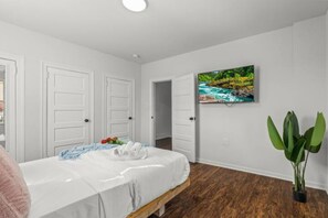 2 bedrooms, hypo-allergenic bedding