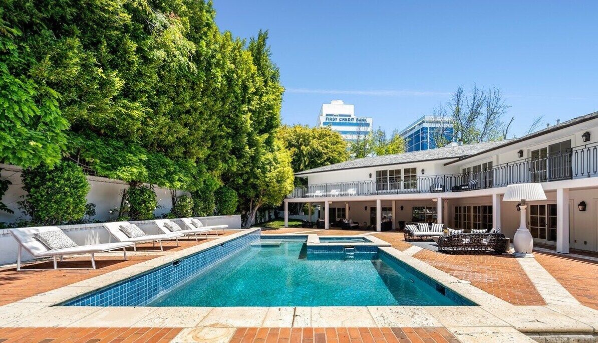 This house is a 6 bedroom(s), 8 bathrooms, located in Beverly Hills, CA.