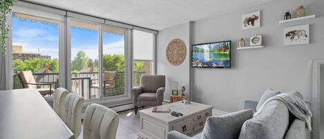 Smart-TV, Netflix og strømmetjenester