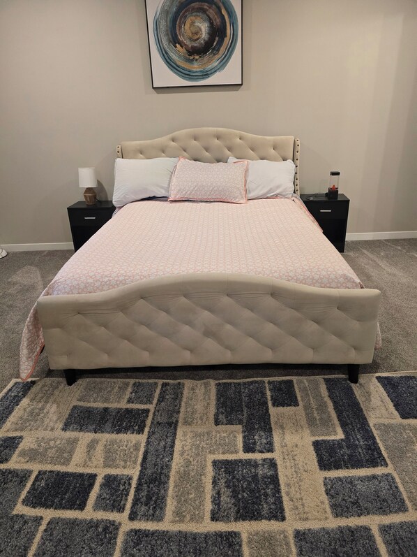 2 bedrooms, desk, iron/ironing board, free WiFi