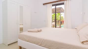 5 dormitorios, tabla de planchar con plancha, wifi gratis y ropa de cama