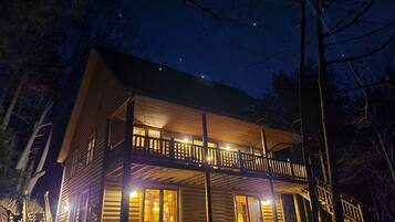 Panoramic-Ferienhütte, 1 King-Bett, Nichtraucher, Whirlpool | Terrasse/Patio