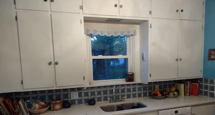 1910 Family Home near Lake Winnebago, available for EAA