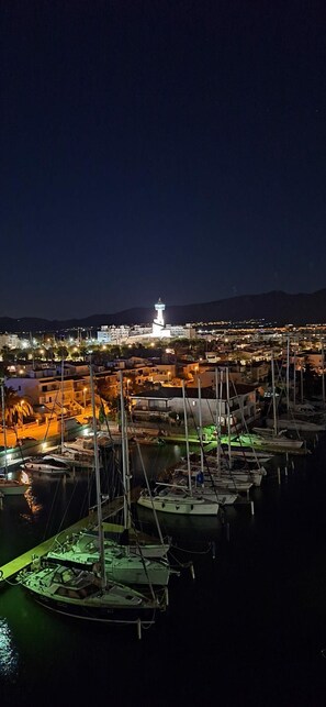 Marina - Pleasant duplex with sea view (Empuriabrava)