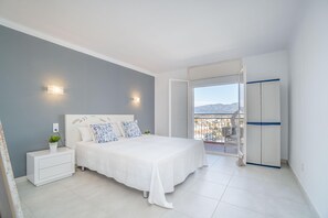 1 soveværelse, strygejern/strygebræt, internetforbindelse