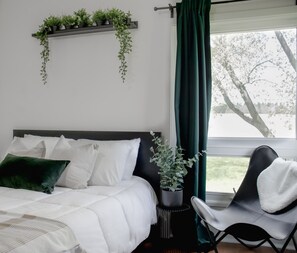 3 Schlafzimmer, Schreibtisch, Bügeleisen/Bügelbrett, kostenloses WLAN