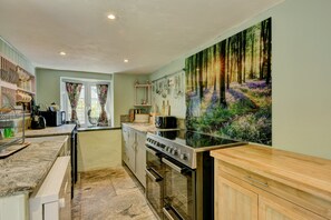 Microwave, oven, dishwasher
