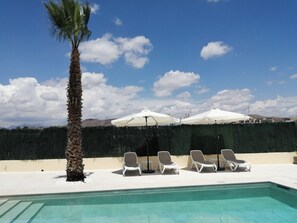 Pool - Villa - Sleeps 4 - Pool - Patio - Parking (Arboleas)