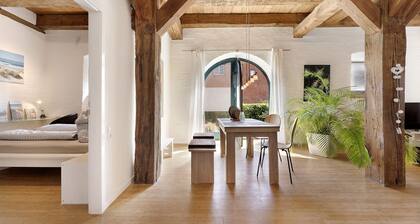 Apartment 'Haus Förde Kanalpackhaus' with Sea View, Shared Terrace and Wi-Fi