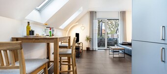 Holiday Apartment "Lampa" with Balcony and Wi-Fi