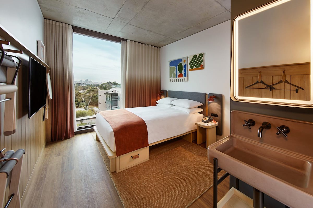 Hypo-allergenic bedding, pillowtop beds, in-room safe, laptop workspace