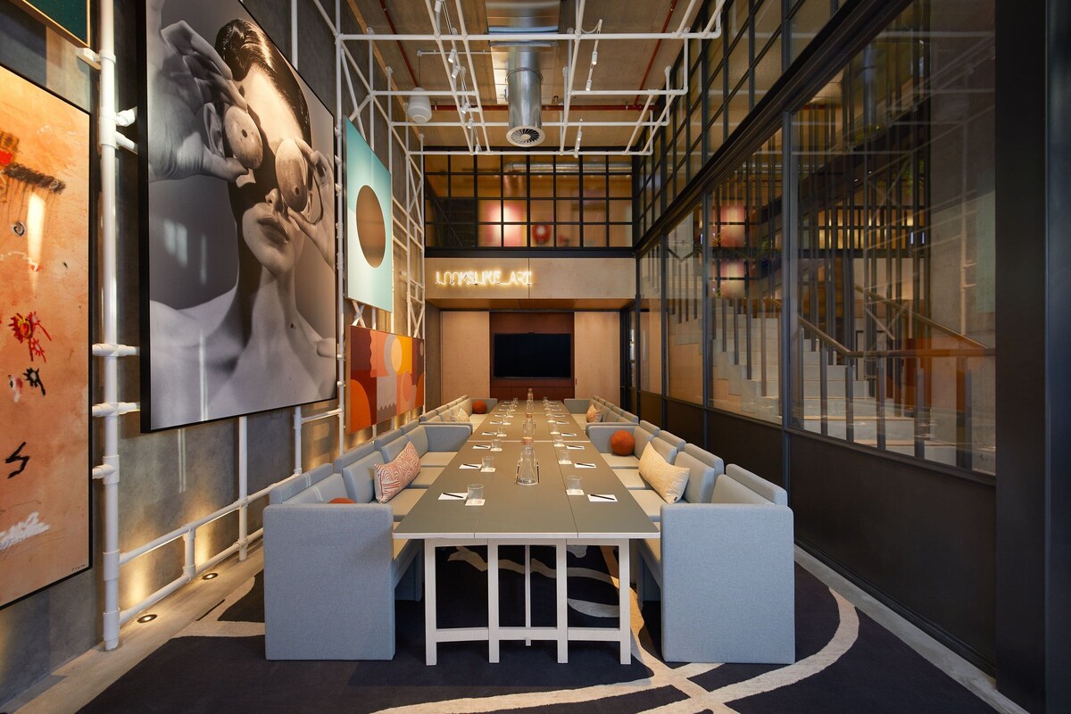 Moxy Sydney Airport