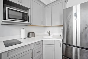 Private kitchen - Bijou Terrace Orchid-PALM BEACH (Palm Beach)