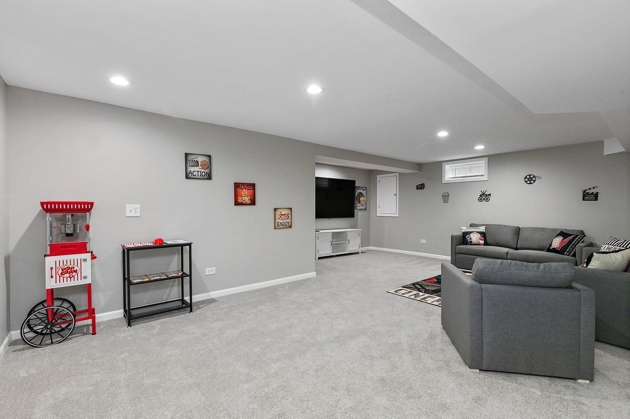 Een smart-tv en een open haard