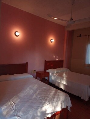 Free WiFi - Casa Mamá Maya   (Puerto Escondido)