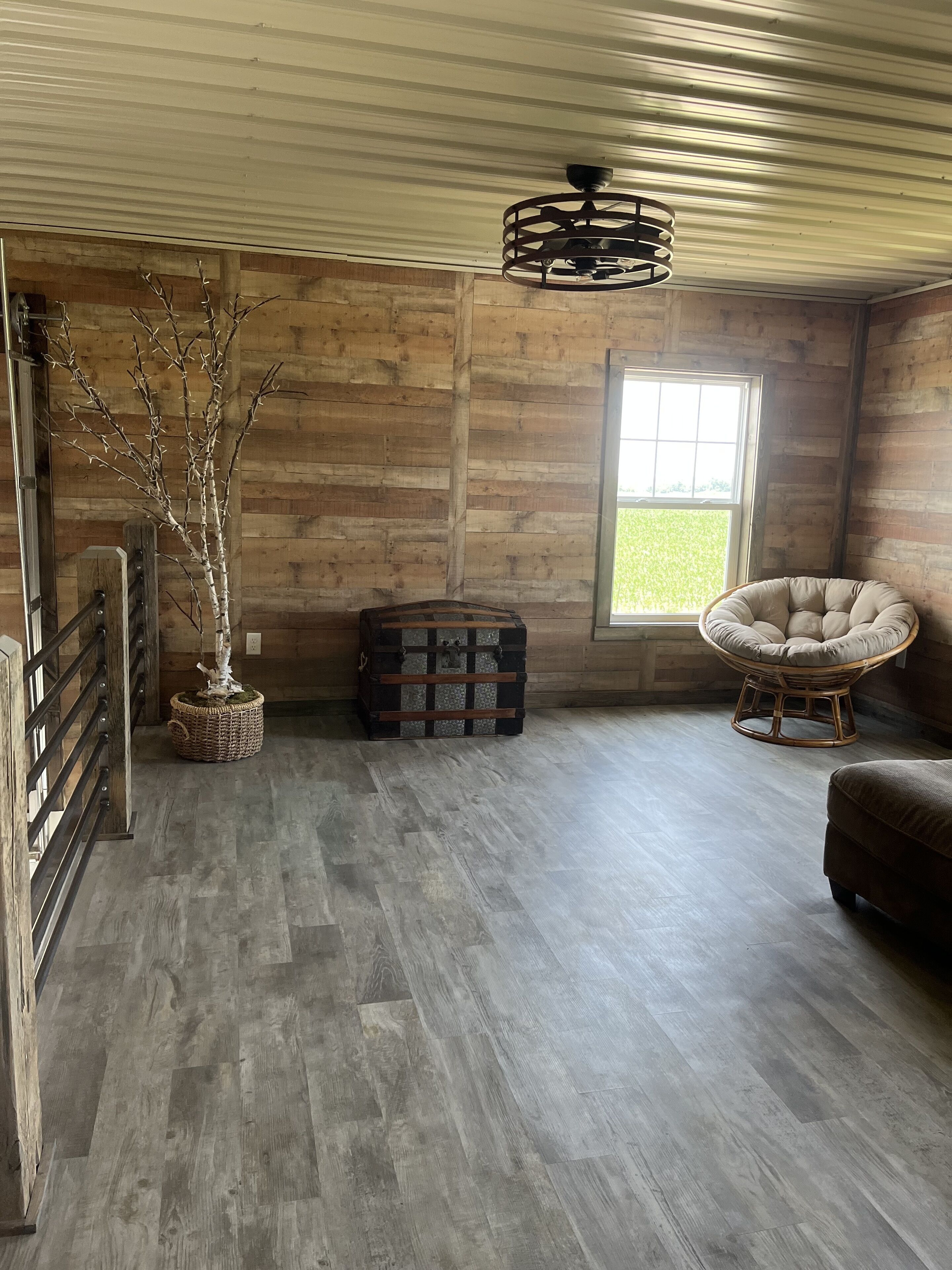 المنشأة من الداخل