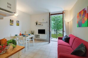 TV - Porto Letizia Napoli 4, Porlezza, Italy (Porlezza)