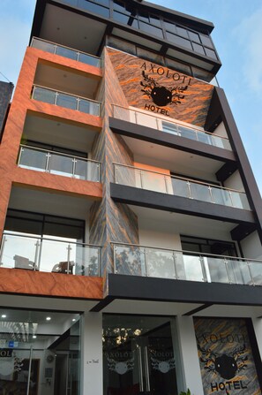 Front of property - Hotel Axolotl (Puerto Escondido)