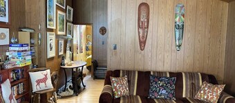 Georgian Bay Waterfront Cottage w/ Private Beach, Firepit, Family Friendly Cozy!