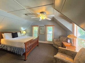 3 soveværelser, skrivebord, strygejern/strygebræt, Wi-Fi