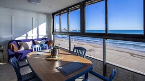 Dining - Espacio Sobre MAR 13 - Primera Línea de Playa - Piscina y Parking (Cullera)
