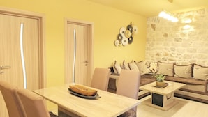 Apartment - Chic and Elegant Flat Near Beach in Montenegro (Kotor)