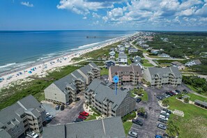 Unclassified image, 4 of 49, button