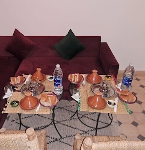 Daily continental breakfast (EUR 6 per person)