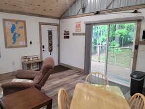 Interior - Eagle's Nest - Lakefront Cabin on the Historic Pike Lake Chain (Lac du Flambeau)