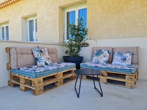 Terrace/patio - The Villa of Louis (Cornillon)