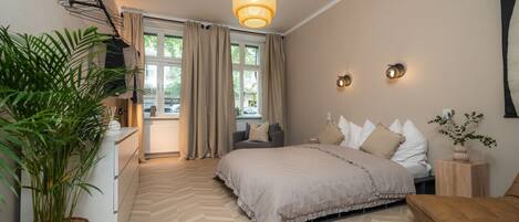 3 dormitoris, planxa i posts de planxar i wifi gratuïta