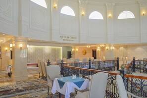 Dining - Bayangol Hotel & Resort (Ulaanbaatar)