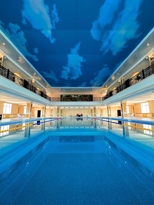 2 indoor pools - Bayangol Hotel & Resort (Ulaanbaatar)