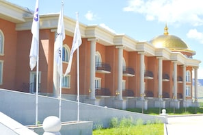 Exterior - Bayangol Hotel & Resort (Ulaanbaatar)