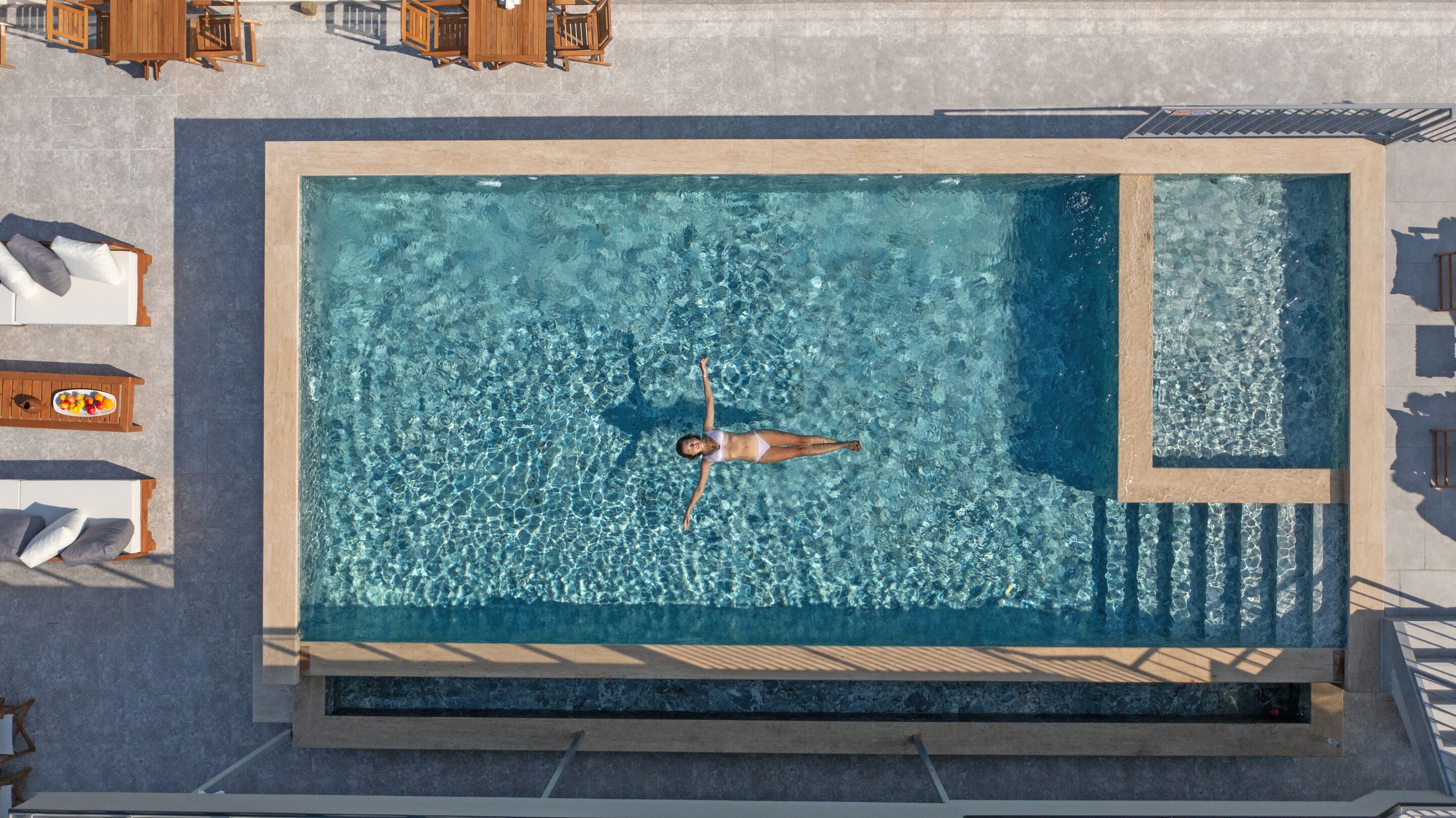Piscine extérieure (ouverte en saison)