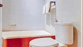 Suite Deluxe | Bany | Articles de tocador gratuïts, tovalloles, sabó i xampú