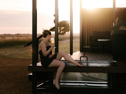 Cate · Cate the Tiny Cabin in Esperance