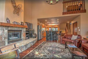 TV, fireplace - Village Point Buffalo Townhome • Private Hot Tub • Near Quick Silver Lift, In Breck (Breckenridge)