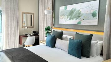 Superior Room | Desk, iron/ironing board, free WiFi, bed sheets