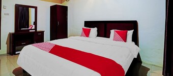 OYO 90331 Hotel Toba Shanda