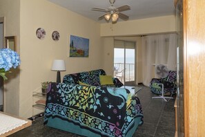 TV - EL RACO, A-8º-16 (Cullera)