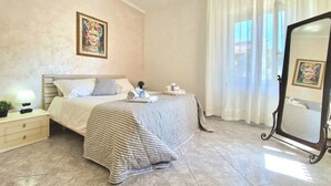 2 bedrooms