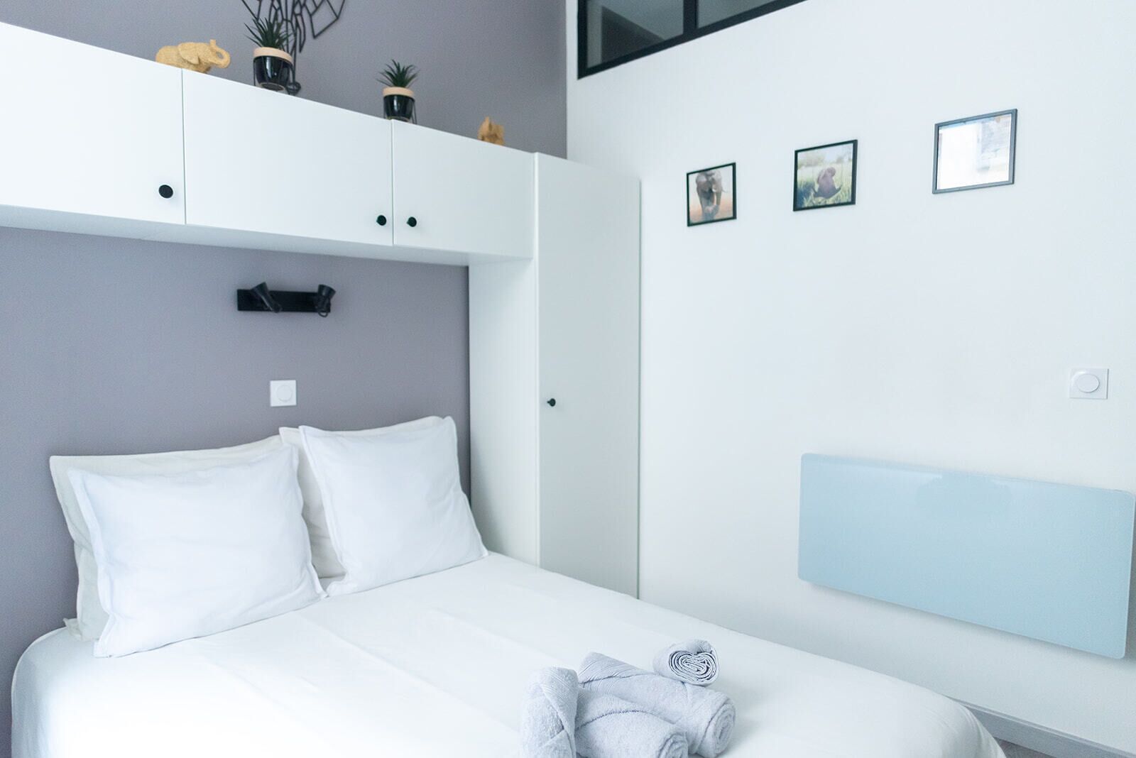 1 chambre, fer et planche à repasser, Wi-Fi gratuit, draps fournis